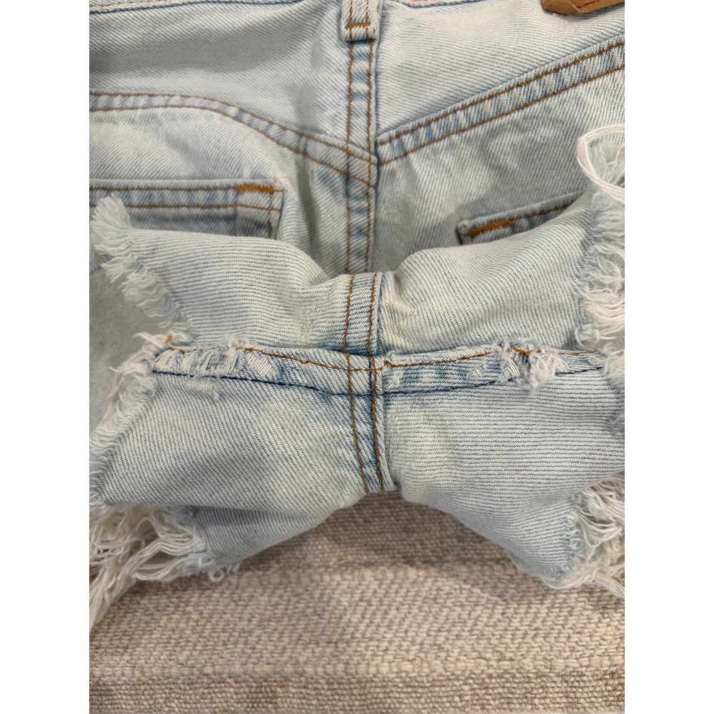 Vintage 90s Levi's 501 Cutoff Shorts Made in USA High Waisted Distressed Sz 30 - Picture 5 of 7